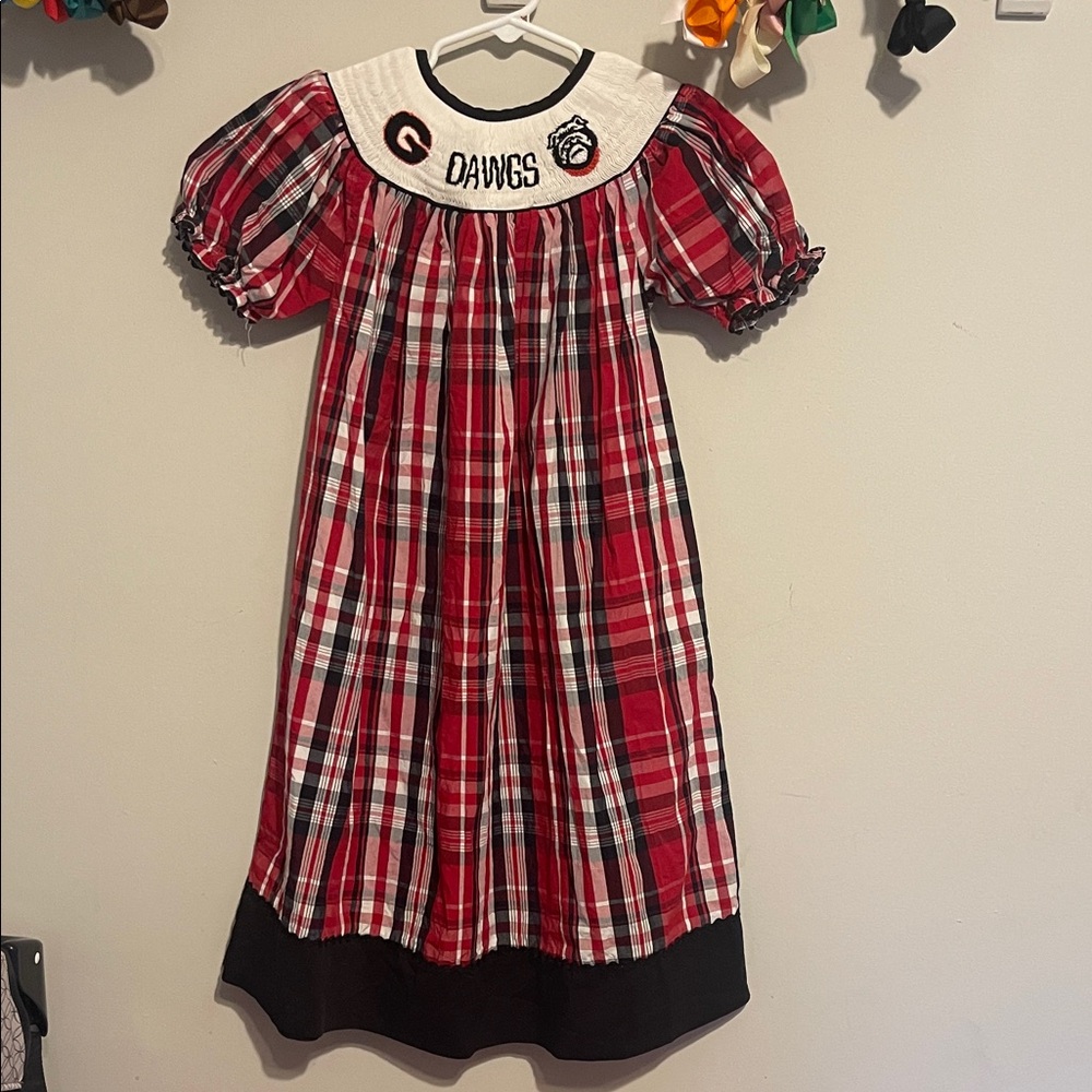 Buttered biscuit boutique girls size 5 smocked dress smock GA Bulldogs UGA